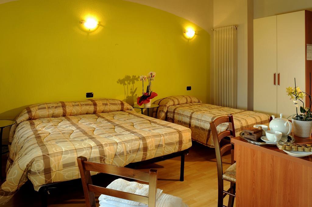 Hotel Maison Lombard Verrayes Zimmer foto