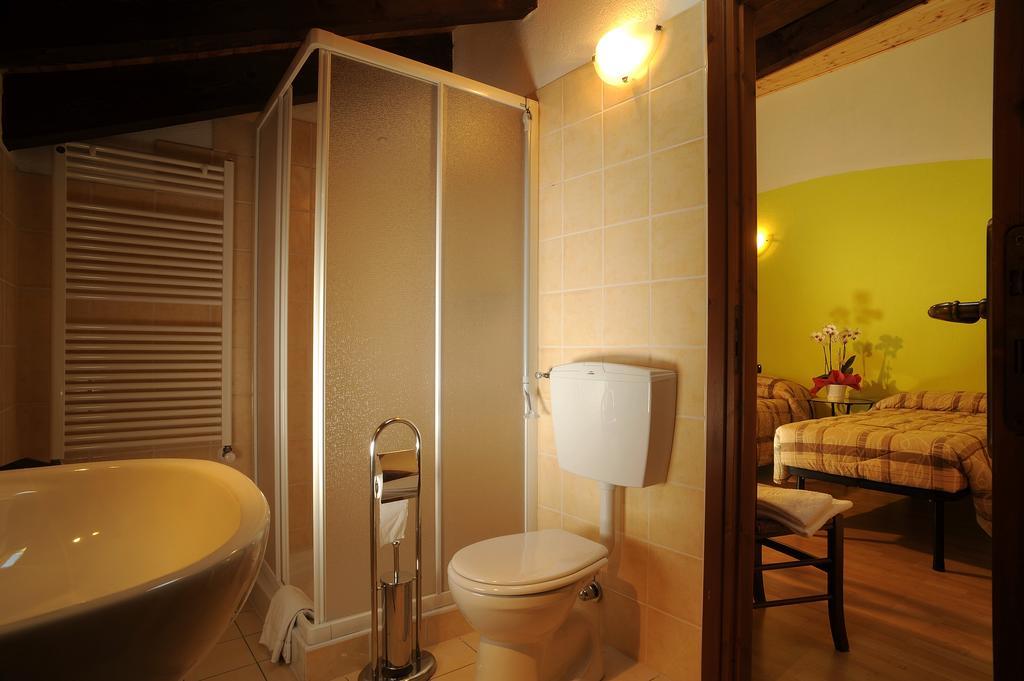 Hotel Maison Lombard Verrayes Zimmer foto